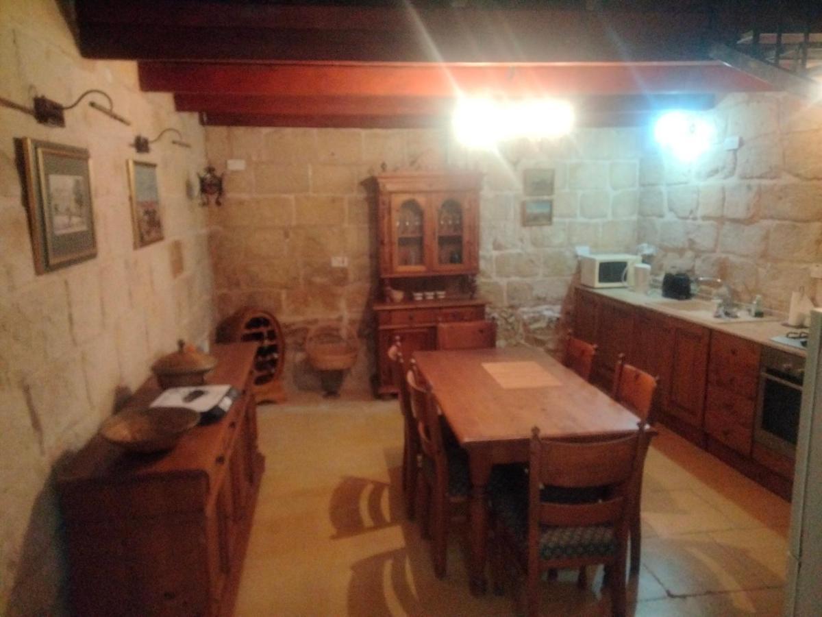 Charming 17Th Cent House Of Character In The Famous 3 Cities, Right Next To Valletta Cospicua Экстерьер фото