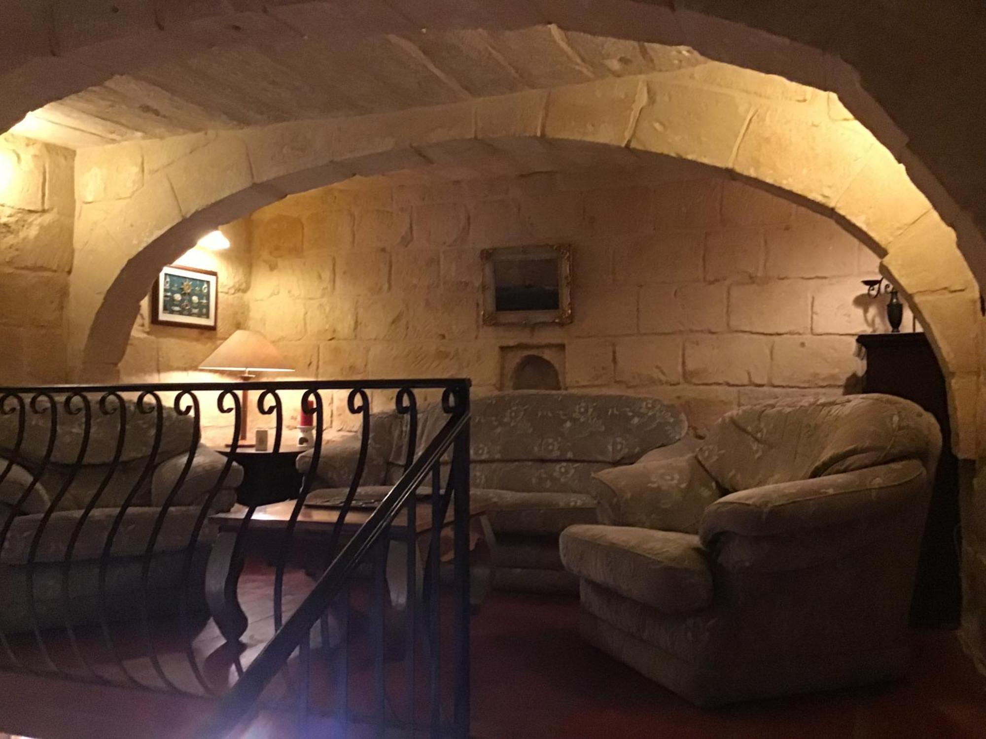 Charming 17Th Cent House Of Character In The Famous 3 Cities, Right Next To Valletta Cospicua Экстерьер фото